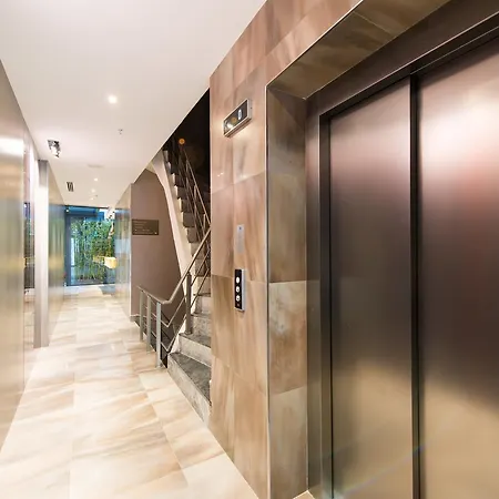 ファヴォリ ニサンタスィ ホテル