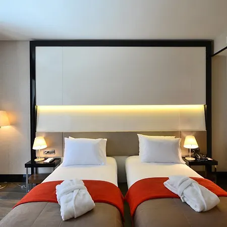 ファヴォリ ニサンタスィ ホテル 3*