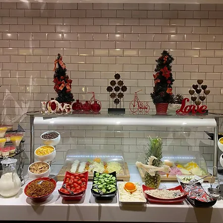 מלון Favori Nisantasi 3*