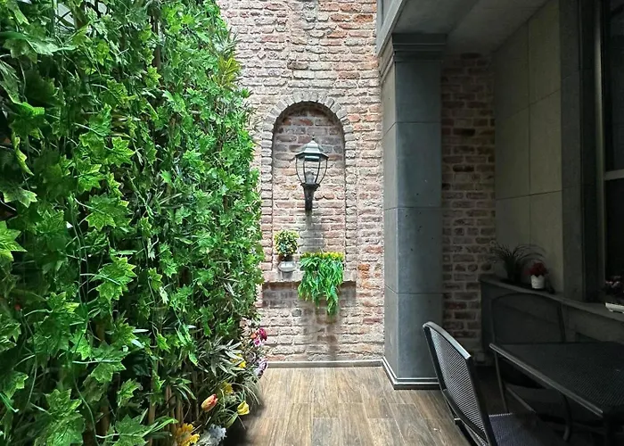 Favori Nisantasi מלון 3*