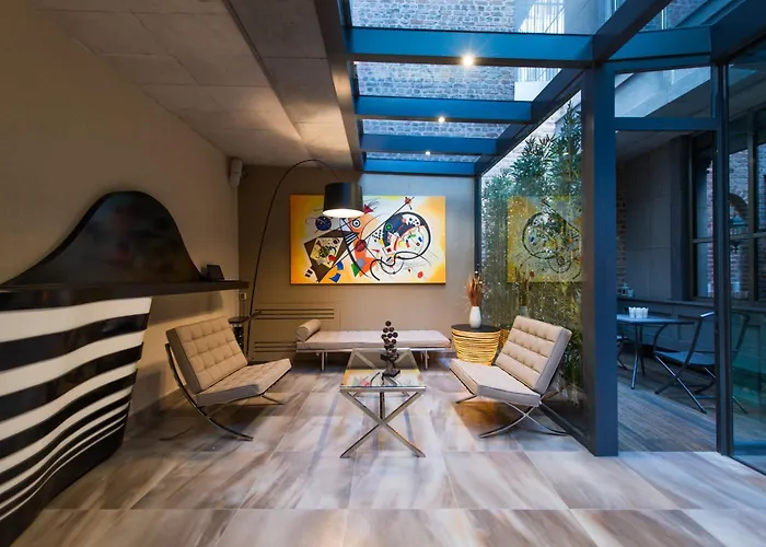 Favori Nisantasi מלון