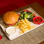ファヴォリ ニサンタスィ ホテル 3*